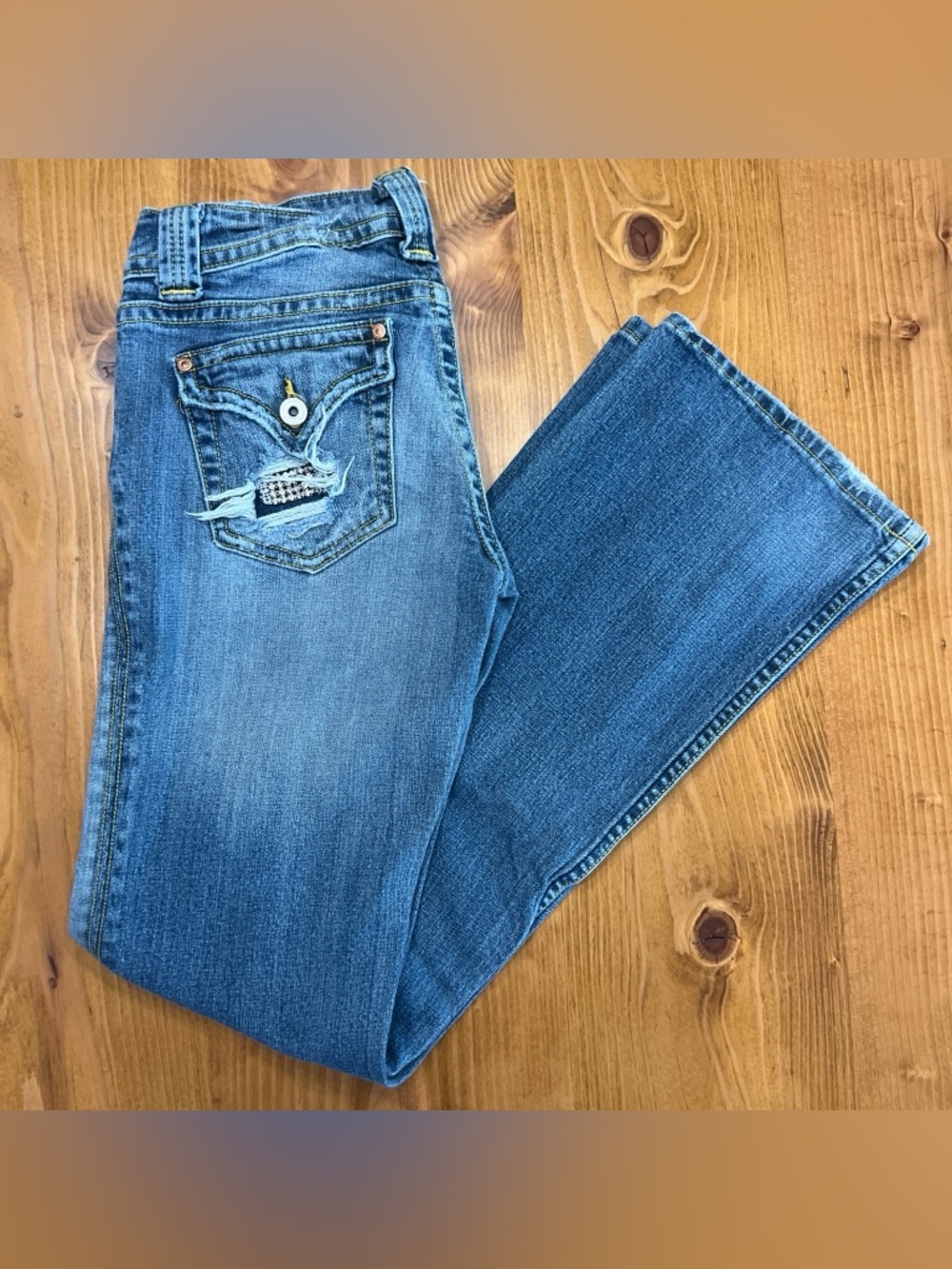 Miss Me Lucille Bootcut Jeans Size 28 Distressed Flap Pocket